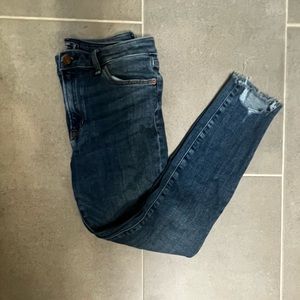 Abercrombie and Fitch Mid-rise super skinny ankle jeans 6S